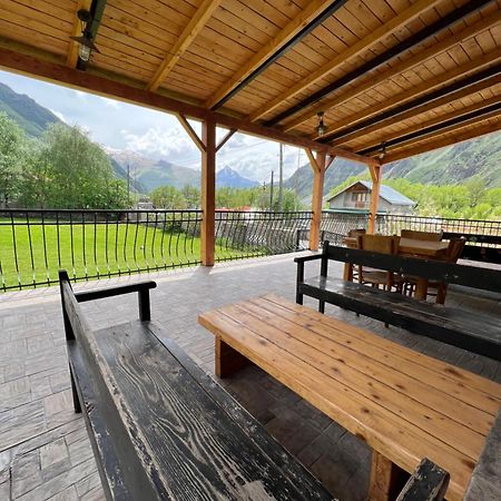 Guest House 15 Kazbegi Extérieur photo